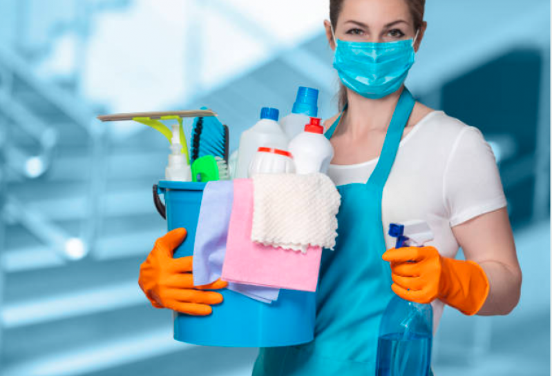 Limpeza Profissional em Residenciais Preço Ubatuba - Higienização Profissional