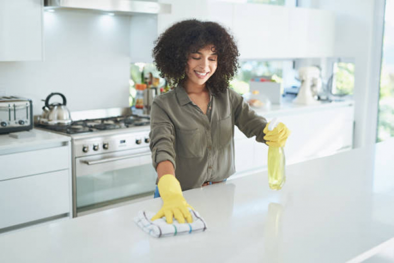 Preço de Serviço de Limpeza Doméstica Profissional Tijucas do Sul - Serviços de Limpeza Doméstica Terceirizada