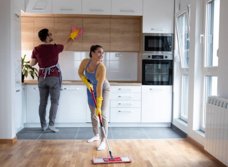 Preço de Serviços de Limpeza Doméstica Terceirizada Blumenau - Serviço de Limpeza Doméstica Profunda