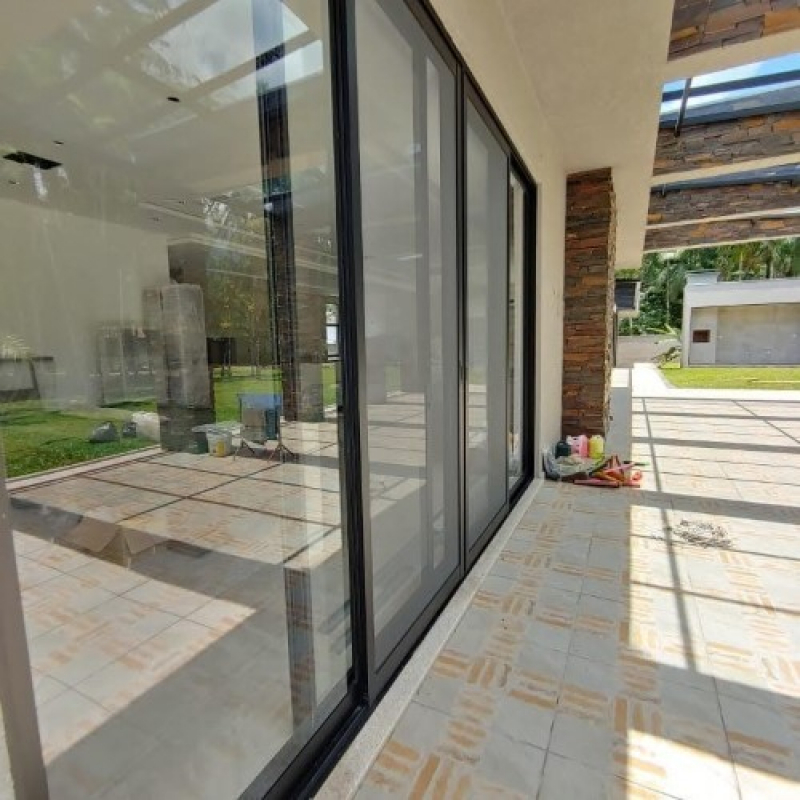 Serviço de Limpeza de Vidros Residenciais Londrina - Empresa Especializada em Limpeza de Vidros