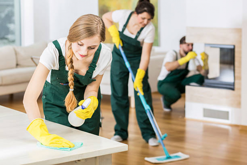 Serviço de Limpeza Doméstica Terceirizada Valor Piraquara - Serviços de Limpeza Doméstica Terceirizada
