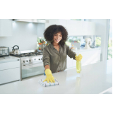 preço de serviço de limpeza doméstica profissional Contenda